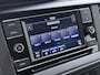 Volkswagen Transporter 2.0TDI Dubbele Cabine 6-Persoons L2H1 28 Navi* Apple Carplay Android Auto Airco Bluetooth Cruise Control Pdc Euro 6 Betonplex Vloer Wandbetimmering Achterdeuren 1e Eigenaar
