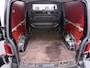 Volkswagen Transporter 2.0TDI Dubbele Cabine 6-Persoons L2H1 28 Navi* Apple Carplay Android Auto Airco Bluetooth Cruise Control Pdc Euro 6 Betonplex Vloer Wandbetimmering Achterdeuren 1e Eigenaar