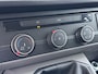 Volkswagen Transporter 2.0TDI Dubbele Cabine 6-Persoons L2H1 28 Navi* Apple Carplay Android Auto Airco Bluetooth Cruise Control Pdc Euro 6 Betonplex Vloer Wandbetimmering Achterdeuren 1e Eigenaar