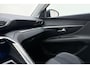 Peugeot 3008 1.2 PureTech Blue Lease Executive AUTOMAAT 130 pk | | Trekhaak | Climate control | Navigatie | Dakrails | Extra getint glas | Draadloze telefoonlader