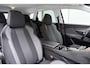 Peugeot 3008 1.2 PureTech Blue Lease Executive AUTOMAAT 130 pk | | Trekhaak | Climate control | Navigatie | Dakrails | Extra getint glas | Draadloze telefoonlader