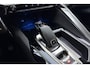 Peugeot 3008 1.2 PureTech Blue Lease Executive AUTOMAAT 130 pk | | Trekhaak | Climate control | Navigatie | Dakrails | Extra getint glas | Draadloze telefoonlader