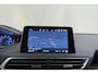 Peugeot 3008 1.2 PureTech Blue Lease Executive AUTOMAAT 130 pk | | Trekhaak | Climate control | Navigatie | Dakrails | Extra getint glas | Draadloze telefoonlader