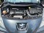 Peugeot 207 SW Outdoor 1.6 VTi 3e Eigenaar! Trekhaak Airco Pano NAP APK