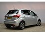 Kia Venga 1.4 CVVT 90pk Summer Edition Navigatie, Panoramadak, Trekhaak.