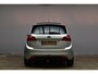 Kia Venga 1.4 CVVT 90pk Summer Edition Navigatie, Panoramadak, Trekhaak.