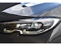 BMW 3-Serie 330e High Exe M-Sport * Harman/Kardon * Schuifdak * M-Achterspoiler * SOH 84.7% * Head-up *