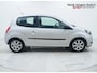 Renault Twingo 1.2 16V Acces Rijklaar + nieuwe apk keuring Henk Jongen Auto's in Helmond,  al 50 jaar service zoals 't hoort!