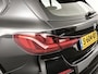BMW 1-Serie 118i Introduction Edition | Sport-Line | Leder | Camera | 18"Lichtmetaal | Cruise control |