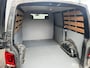 Volkswagen Transporter 2.0 TDI L1H1 Bulli 150pk AUTO | Trekhaak | Achterdeuren | Passagiersstoel | Adaptive cruise | Navigatie | Verwarmde voorruit | 17" LMV