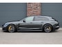 Porsche Panamera Sport Turismo 4.0 Turbo S E-Hybrid | 630pk | Luchtvering | Achterasbesturing | Burmester | Massage | HUD | Stoelventilatie | Panoramadak | Verwarmd Stuurwiel | ACC | Exclusive Design |