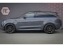 Land Rover Range Rover Sport P550e Autobiography PHEV | ADAPTIVE CRUISE | FABRIEKSGARANTIE | SOFTCLOSE | MASSAGE | STOELVERWARMING & VERKOELING | STUURVERWARMING | SUEDE HEMEL | 23 INCH | APPLE CARPLAY | ACHTERASBESTURING |