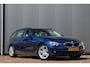 BMW 3-Serie Touring 318d Centennial High Executive | Trekhaak | Leder | Navi | PDC | Cruise | Rijklaar.
