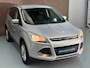 Ford Kuga 1.5 Titanium / Navigatie full map / Cruise control / Lederen interieur / Climate control