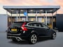 Volvo V60 2.0 T4 Business Sport | 1e Eigenaar | 18" | Trekhaak | Sportleder | Schuifdak | Stoelverwarming | Keyless | Parkeercamera | Xenon