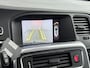 Volvo V60 2.0 T4 Business Sport | 1e Eigenaar | 18" | Trekhaak | Sportleder | Schuifdak | Stoelverwarming | Keyless | Parkeercamera | Xenon