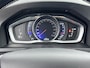 Volvo V60 2.0 T4 Business Sport | 1e Eigenaar | 18" | Trekhaak | Sportleder | Schuifdak | Stoelverwarming | Keyless | Parkeercamera | Xenon
