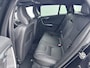 Volvo V60 2.0 T4 Business Sport | 1e Eigenaar | 18" | Trekhaak | Sportleder | Schuifdak | Stoelverwarming | Keyless | Parkeercamera | Xenon