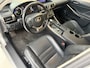 Lexus IS 300h Business Line, 180Pk, 2017, 2de eigenaar, Volledig leder, Dealer onderhouden, Stoelverwarming, Elektrische stoelen, Climate control, Camera, Navigatie,