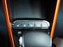 Kia Stonic 1.0 T-GDi Automaat MHEV DynamicLine Lane Assist Blind Spot Sensor Park Distance Stoel Stuurverwarming 50.000KM