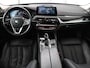 BMW 5-Serie Touring 520i High Executive | Panoramadak | Trekhaak | Head-Up | Stoelventilatie | Stoel & Stuurverwarming | Adaptive cruise | Navigatie | DAB+ | Carplay | Sfeerverlichting | Park assist | Climate control