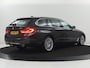 BMW 5-Serie Touring 520i High Executive | Panoramadak | Trekhaak | Head-Up | Stoelventilatie | Stoel & Stuurverwarming | Adaptive cruise | Navigatie | DAB+ | Carplay | Sfeerverlichting | Park assist | Climate control
