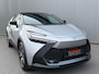 Toyota C-HR / C-HR+ 1.8 Hybrid 140PK First Edition Bi-Tone/Winter-pack/Gr.-navigatie/Elektr.klep/Camera/Adapt.-cruise