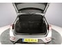 Volkswagen T-Roc Life Edition 1.0 TSI 115pk Adaptive cruise control, Achteruitrijcamera, App connect, LED koplampen, Navigatie, Parkeersensoren, Keyless entry, DAB, Radio, Airco