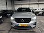 Volvo XC40 T5 262pk [Plug-in] Ultimate Dark | Trekhaak | Schuifdak | Harman Kardon |