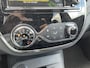 Renault Captur 1.2 TCe Xmod | Automaat | Trekhaak | Middenarmsteun | Leder | Stoeverwarming | Achteruitrijcamera met parkeersensoren achter