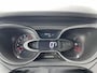 Renault Captur 1.2 TCe Xmod | Automaat | Trekhaak | Middenarmsteun | Leder | Stoeverwarming | Achteruitrijcamera met parkeersensoren achter