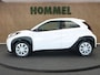Toyota Aygo X 1.0 VVT-i S-CVT Play - ORIGINEEL NEDERLANDSE AUTO -ACHTERUITRIJCAMERA - APPLE CARPLAY/ANDROID AUTO - CRUISE CONTROL ADAPTIEF - AIRCO - VERKEERSBORDDETECTIE - GROOTLICHTASSISTENT - LEDEREN STUURWIEL - DAB-ONTVANGER - BLUETOOTH TELEFOONVOORBEREIDING