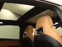 Mazda 6e Takumi Plus Long Range 80 kWh - ORIGINEEL NEDERLANDSE AUTO - PANORAMADAK - RONDOMZICHTCAMERA - HEAD-UP DISPLAY - DODEHOEKDETECTIE MET CORRECTIE - ELEKTRISCH BEDIENBARE ACHTERKLEP - ELEKTRISCH VERSTELBARE BESTUURDERSSTOEL - STOELVENTILATIE VÓÓR - VOORSTOELEN & STUUR VERWARMING - WARMTEPOMP - APPLE CARPLAY/ANDROID AUTO - DRAADLOZE TELEFOONLADER - KEYLESS ENTRY & START - LUXE LEDEREN/SUÈDE BEKLEDING - SFEERVERLICHTING - ELEKTRISCHE WEGKLAPBARE TREKHAAK 1.500 KG TREKGEWICHT