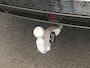 Mazda 6e Takumi Plus Long Range 80 kWh - ORIGINEEL NEDERLANDSE AUTO - PANORAMADAK - RONDOMZICHTCAMERA - HEAD-UP DISPLAY - DODEHOEKDETECTIE MET CORRECTIE - ELEKTRISCH BEDIENBARE ACHTERKLEP - ELEKTRISCH VERSTELBARE BESTUURDERSSTOEL - STOELVENTILATIE VÓÓR - VOORSTOELEN & STUUR VERWARMING - WARMTEPOMP - APPLE CARPLAY/ANDROID AUTO - DRAADLOZE TELEFOONLADER - KEYLESS ENTRY & START - LUXE LEDEREN/SUÈDE BEKLEDING - SFEERVERLICHTING - ELEKTRISCHE WEGKLAPBARE TREKHAAK 1.500 KG TREKGEWICHT
