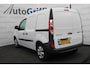 Renault Kangoo 1.5 Blue dCi 95 Luxe keurige bestel met 95pk en navi met nieuwe APK bij aflevering