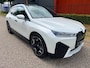 BMW iX XDrive50, 112 kWh, Sportpakket, trekhaak, H&K, Pano, leder