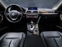 BMW 3-Serie Touring 318i Luxury Edition [SCHUIFKANTELDAK, APPLE CARPLAY, MEMORY SEATS, STOELVERWARMING, 360 CAMERA, VOL LEDER, PDC V+A, NAVIGATIE PROFESSIONAL, CLIMATE, ELEKTRISCHE ACHTERKLEP, LED, KEYLESS START, HIFI SOUND, NIEUWS