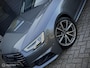 Audi A4 Avant 2.0 TFSI S line black edition, 360, Pano, HUD, Trekhaak, Stoelverwarming,