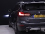 BMW X1 sDrive20i High Executive Edition [SCHUIFKANTELDAK, STOELVERWARMING, HEAD-UP, TREKHAAK AFNEEMBAAR, CAMERA, VOL LEDER, LED, PDC V+A, CRUISE CONTROL, NAVIGATIE, CLIMATE, ELEKTRISCHE ACHTERKLEP, HIFI SOUND, NIEUWSTAAT]