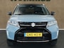 Suzuki Vitara 1.5 Hybrid Style - ORIGINEEL NEDERLANDSE AUTO - AFNEEMBARE TREKHAAK - PANORAMADAK - DODEHOEKDETECTIE - VOORSTOELEN VERWARMD - KEYLESS ENTRY/START - ACHTERUITRIJCAMERA - PARKEERSENSOREN - CRUISE CONTROL ADAPTIEF - CLIMATE CONTROL