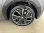 Peugeot 208 1.2 PureTech GT | Panorama dak | Camera | Lichtmetalen velgen | LED koplampen | Sportstoelen |