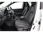 Toyota Yaris Cross 1.5 Hybrid Adventure | Dodehoek detectie | Matrix LED | Head-up display | Stoel-/stuurverwarming | JBL | Parkeersensoren voor/achter | Apple Carplay / Android Auto | 18 inch
