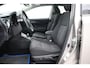 Toyota Auris 1.8 Hybrid Lease Plus | Panoramadak | Navigatie | Stoelverwarming | Parkeersensoren voor/achter | Keyless | Cruise Control | Clima | Camera | Xenon | 16 inch | Bluetooth
