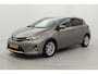 Toyota Auris 1.8 Hybrid Lease Plus | Panoramadak | Navigatie | Stoelverwarming | Parkeersensoren voor/achter | Keyless | Cruise Control | Clima | Camera | Xenon | 16 inch | Bluetooth