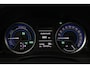 Toyota Auris 1.8 Hybrid Lease Plus | Panoramadak | Navigatie | Stoelverwarming | Parkeersensoren voor/achter | Keyless | Cruise Control | Clima | Camera | Xenon | 16 inch | Bluetooth
