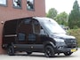 Mercedes-Benz Sprinter 319 CDI V6 3500KG Trekgewicht LED/LEER/Trekhaak/Groot navigatie