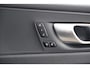 Volvo XC60 T6 Recharge AWD Plus Dark | Long Range | Stoelverwarming | Leder | Parkeercamera | Treeplanken | Pilot Assist | Keyless