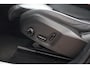 Volvo XC60 T6 Recharge AWD Plus Dark | Long Range | Stoelverwarming | Leder | Parkeercamera | Treeplanken | Pilot Assist | Keyless