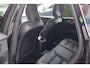 Volvo XC60 T6 Recharge AWD Plus Dark | Long Range | Stoelverwarming | Leder | Parkeercamera | Treeplanken | Pilot Assist | Keyless