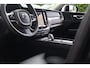 Volvo XC60 T6 Recharge AWD Plus Dark | Long Range | Stoelverwarming | Leder | Parkeercamera | Treeplanken | Pilot Assist | Keyless